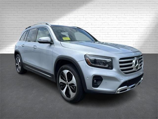 used 2024 Mercedes-Benz GLB 250 car, priced at $38,997