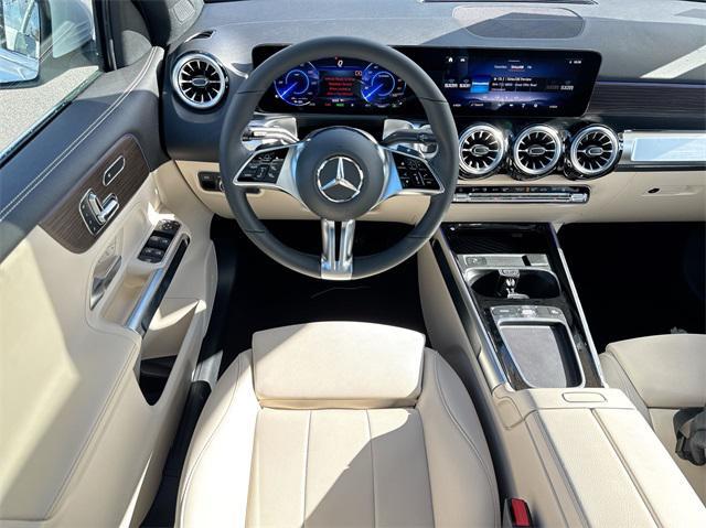 new 2024 Mercedes-Benz EQB 300 car, priced at $61,720