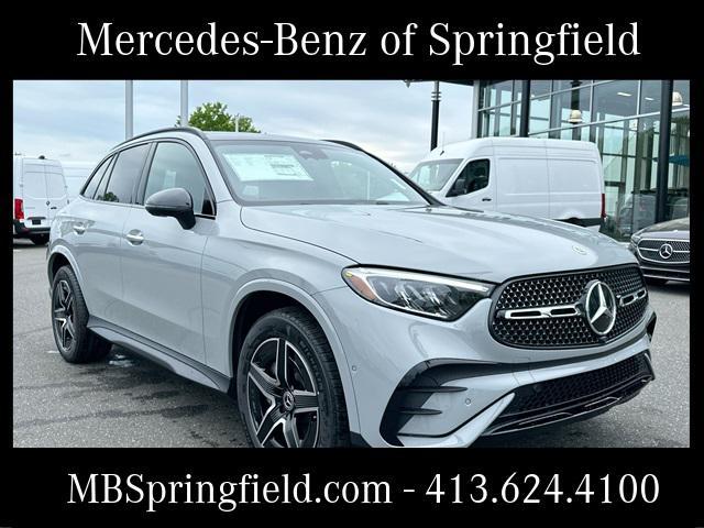 new 2025 Mercedes-Benz GLC 300 car, priced at $62,200