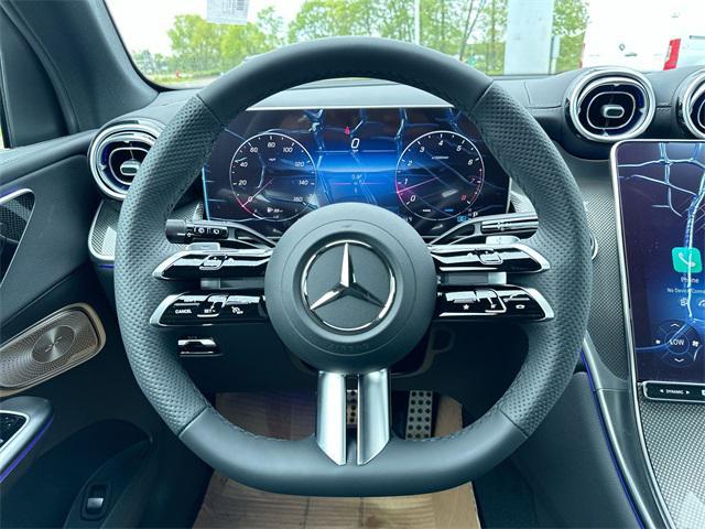 new 2025 Mercedes-Benz GLC 300 car, priced at $62,200