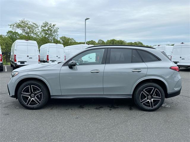new 2025 Mercedes-Benz GLC 300 car, priced at $62,200