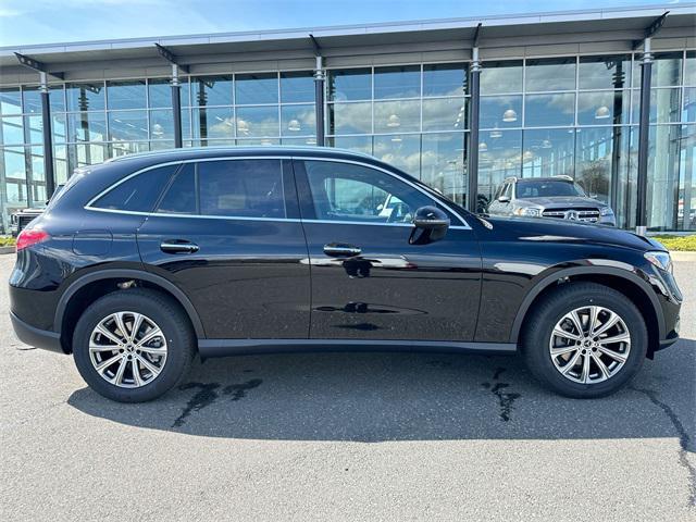new 2025 Mercedes-Benz GLC 300 car, priced at $54,150