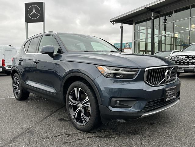 used 2022 Volvo XC40 car, priced at $24,997