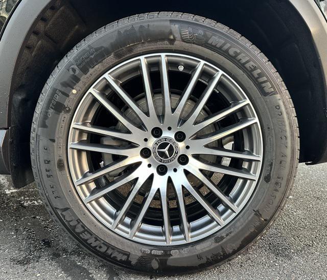 new 2026 Mercedes-Benz GLC 300 car, priced at $57,350