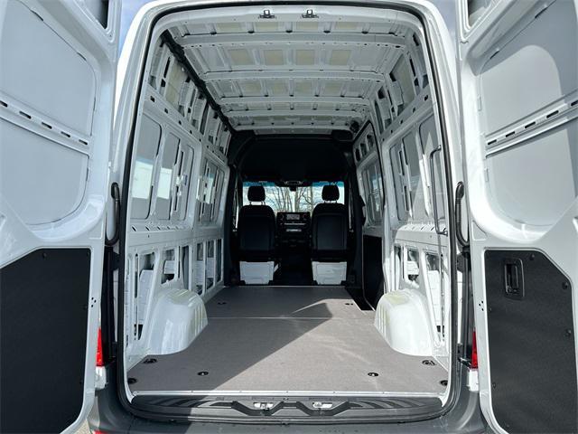 new 2025 Mercedes-Benz Sprinter 2500 car, priced at $66,837