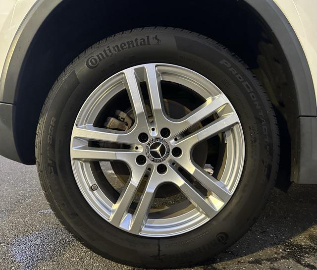 used 2021 Mercedes-Benz GLA 250 car, priced at $27,923