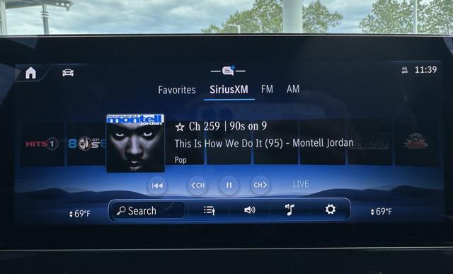 used 2025 Mercedes-Benz GLA 250 car, priced at $39,397