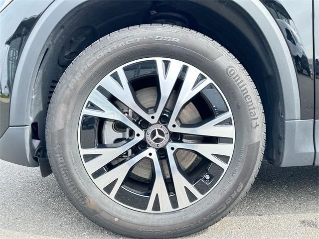 used 2025 Mercedes-Benz GLA 250 car, priced at $44,679