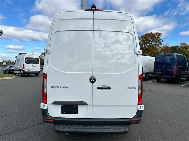 new 2025 Mercedes-Benz Sprinter 2500 car, priced at $59,098