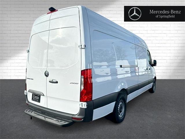 new 2025 Mercedes-Benz Sprinter 2500 car, priced at $64,072
