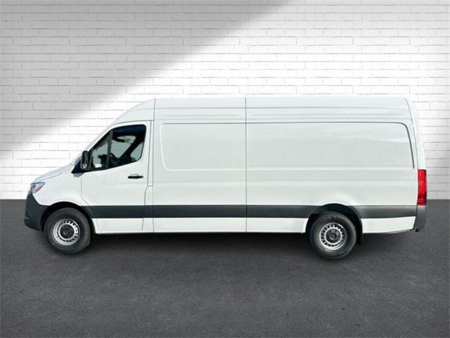 new 2025 Mercedes-Benz Sprinter 2500 car, priced at $64,072