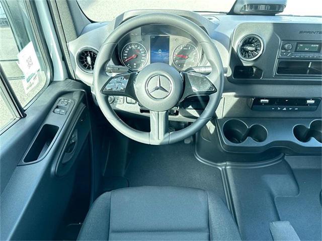 new 2025 Mercedes-Benz Sprinter 2500 car, priced at $64,072