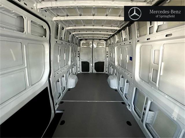 new 2025 Mercedes-Benz Sprinter 2500 car, priced at $64,072