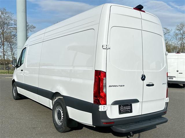 new 2025 Mercedes-Benz Sprinter 2500 car, priced at $64,072