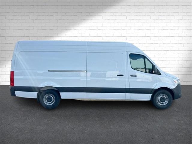 new 2025 Mercedes-Benz Sprinter 2500 car, priced at $64,072