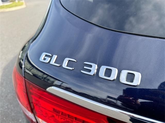 used 2019 Mercedes-Benz GLC 300 car, priced at $25,666