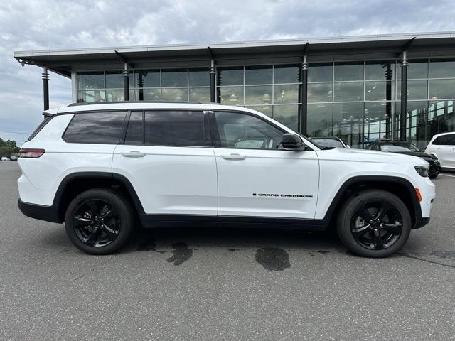 used 2023 Jeep Grand Cherokee L car, priced at $27,794