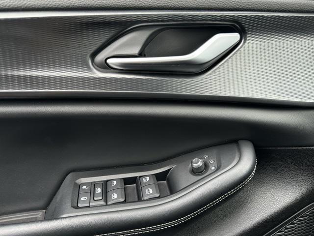 used 2023 Jeep Grand Cherokee L car, priced at $27,794