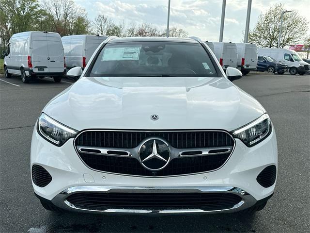 new 2025 Mercedes-Benz GLC 300 car, priced at $59,105