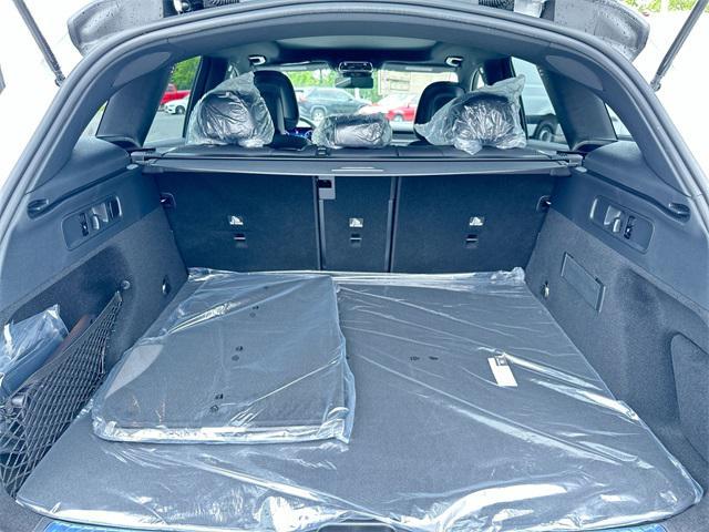 new 2025 Mercedes-Benz GLC 300 car, priced at $56,800