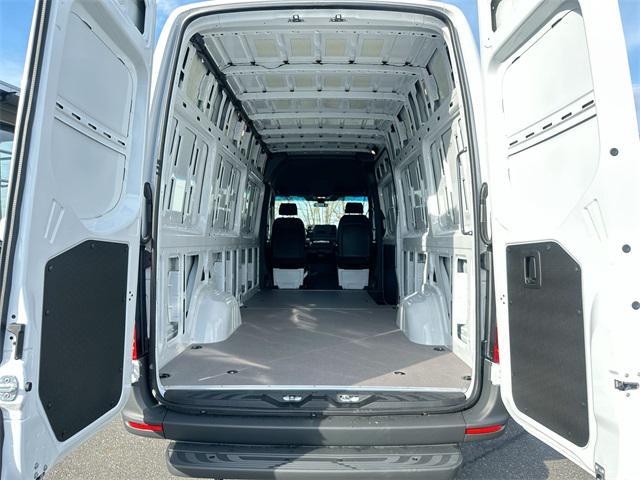 new 2025 Mercedes-Benz Sprinter 2500 car, priced at $64,072