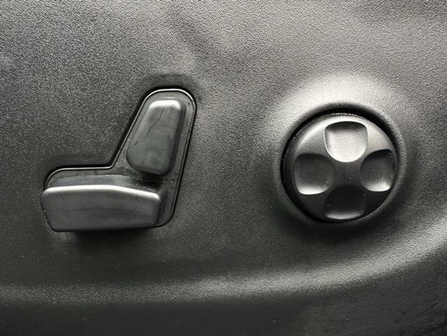 used 2019 Jeep Cherokee car, priced at $18,884