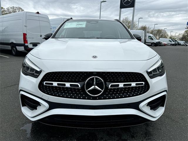 new 2024 Mercedes-Benz GLA 250 car, priced at $51,610