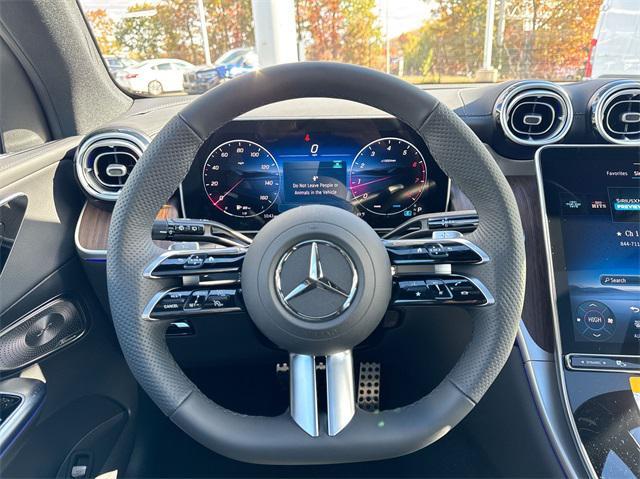 new 2025 Mercedes-Benz GLC 300 car, priced at $60,585