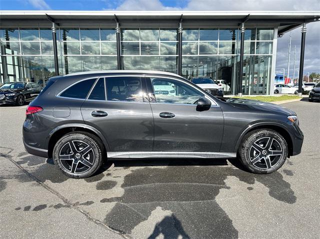 new 2025 Mercedes-Benz GLC 300 car, priced at $60,585