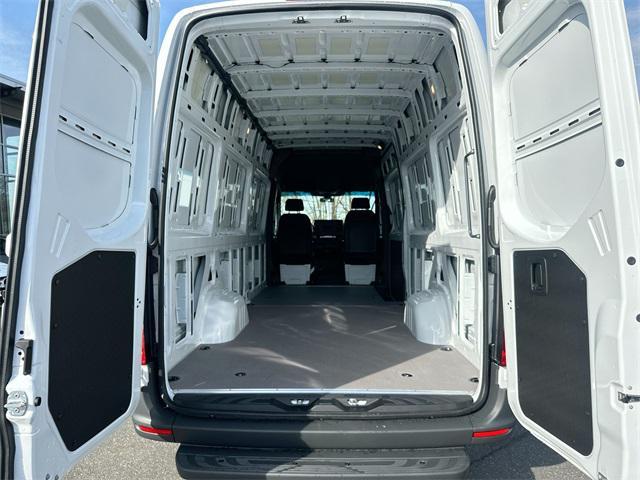 new 2025 Mercedes-Benz Sprinter 2500 car, priced at $62,046