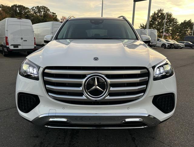 new 2026 Mercedes-Benz GLS 450 car, priced at $97,030