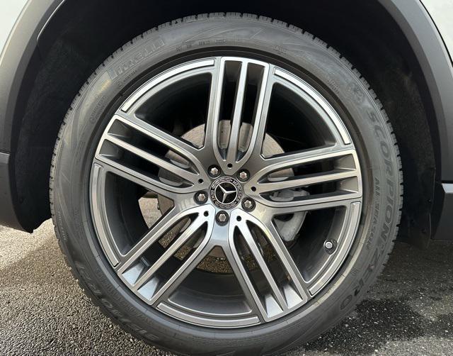 new 2026 Mercedes-Benz GLS 450 car, priced at $97,030