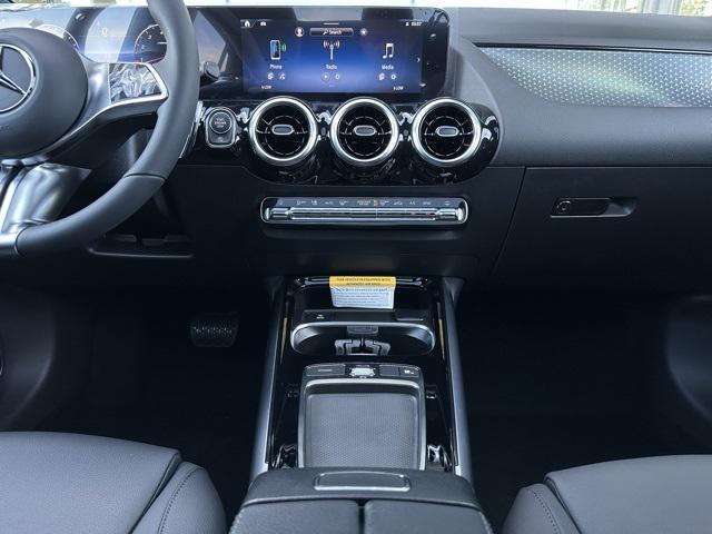 new 2026 Mercedes-Benz GLA 250 car, priced at $49,325