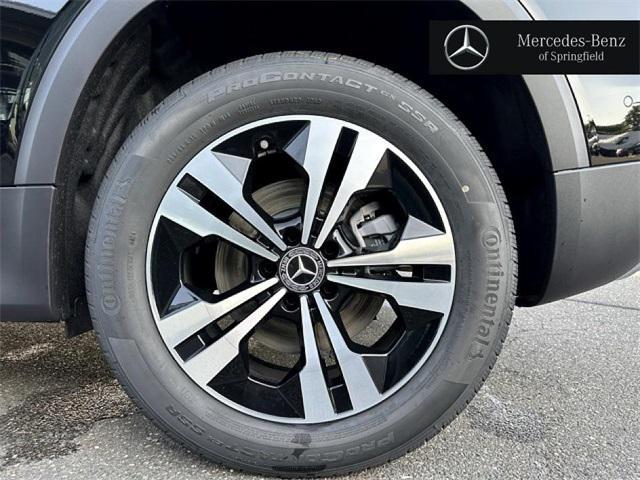 new 2025 Mercedes-Benz GLB 250 car, priced at $53,550