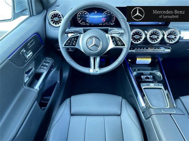new 2025 Mercedes-Benz GLB 250 car, priced at $52,850