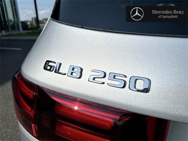 new 2025 Mercedes-Benz GLB 250 car, priced at $52,850