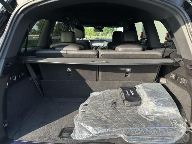 new 2025 Mercedes-Benz GLS 450 car, priced at $92,275