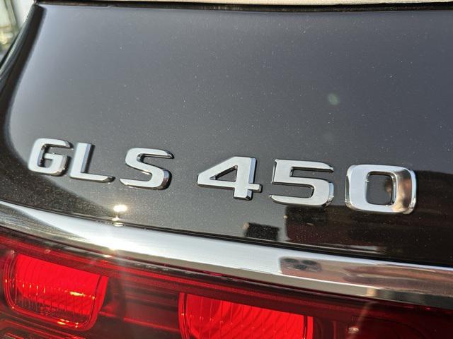 new 2025 Mercedes-Benz GLS 450 car, priced at $92,275
