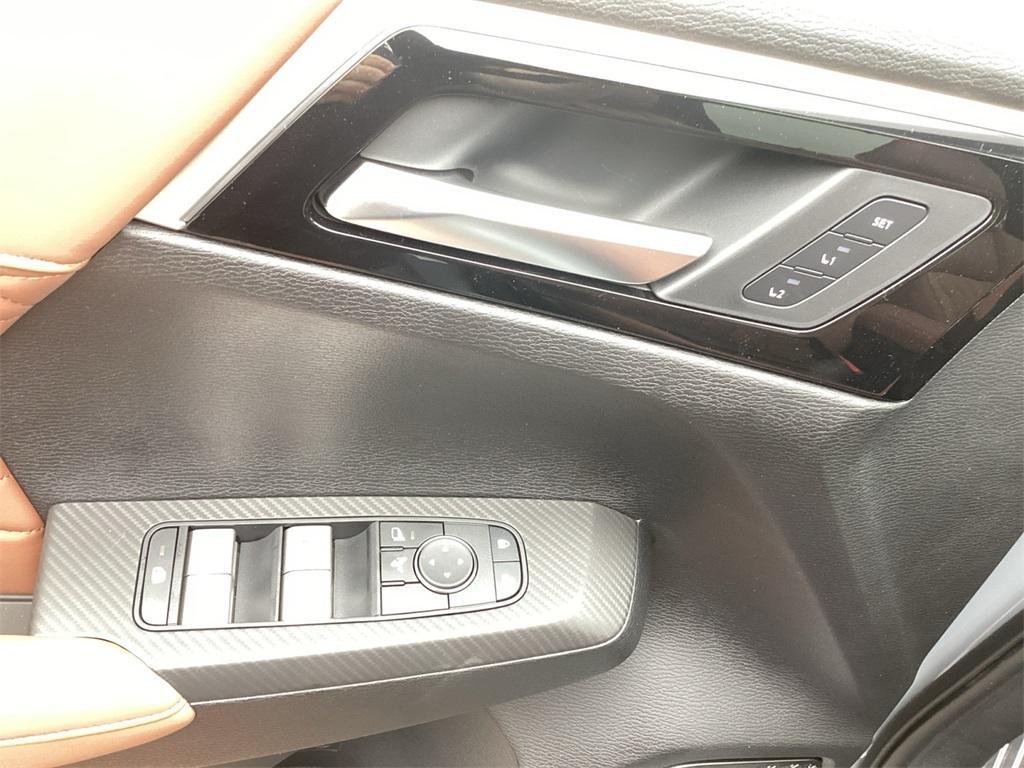 new 2025 Mitsubishi Outlander car, priced at $42,125