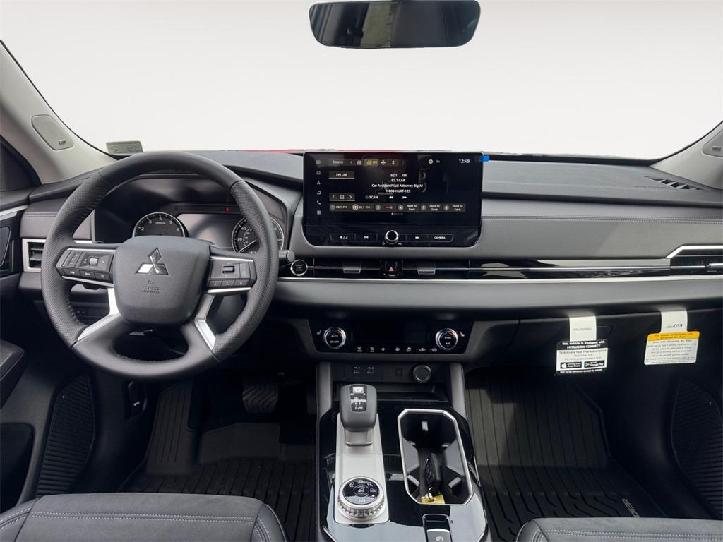 new 2025 Mitsubishi Outlander car, priced at $33,999