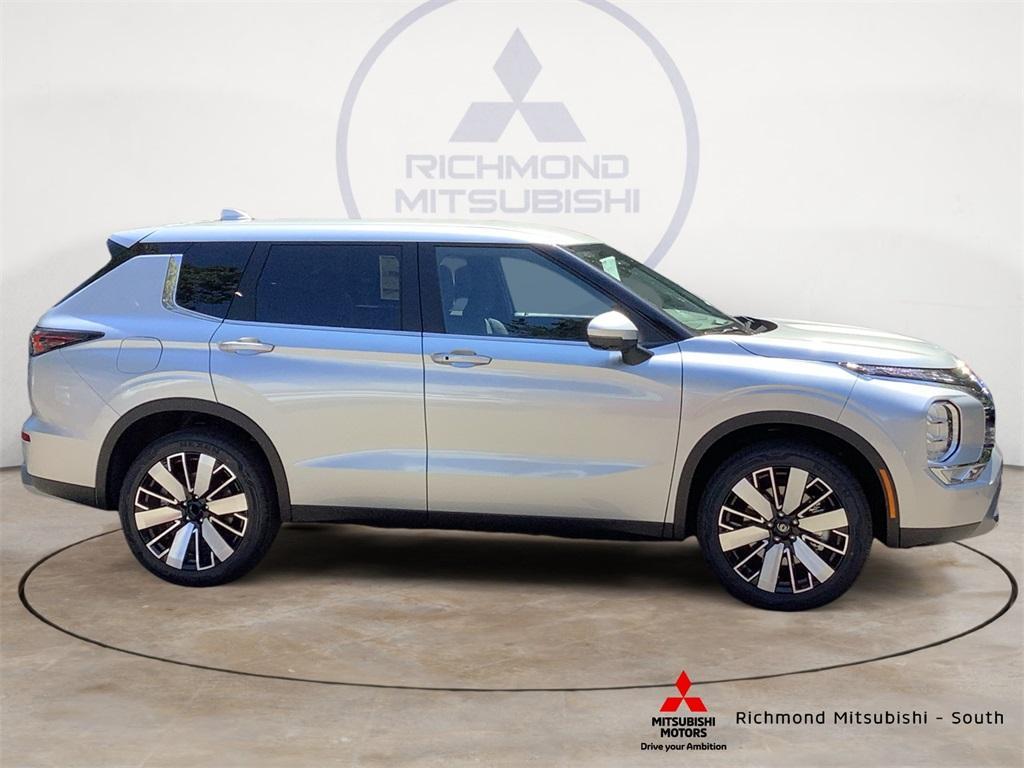 new 2025 Mitsubishi Outlander car, priced at $35,970