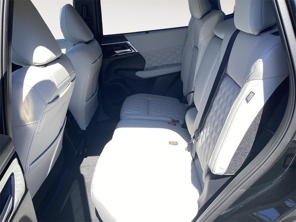 new 2025 Mitsubishi Outlander PHEV car, priced at $52,480