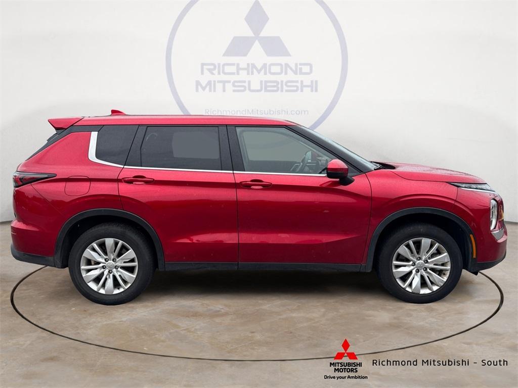 used 2025 Mitsubishi Outlander car, priced at $27,357