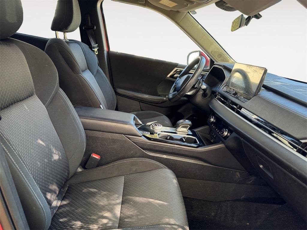 used 2025 Mitsubishi Outlander car, priced at $27,357
