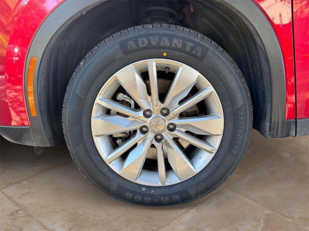 used 2025 Mitsubishi Outlander car, priced at $27,357