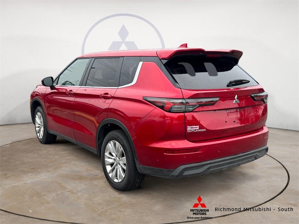 used 2025 Mitsubishi Outlander car, priced at $27,357