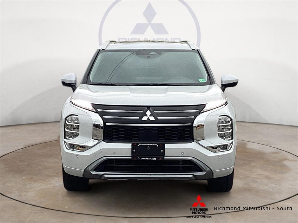 new 2025 Mitsubishi Outlander car, priced at $40,140
