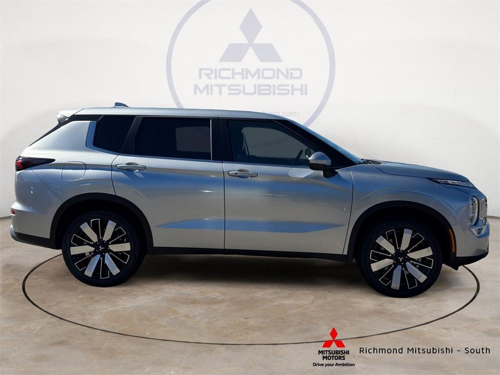 new 2025 Mitsubishi Outlander car, priced at $34,990