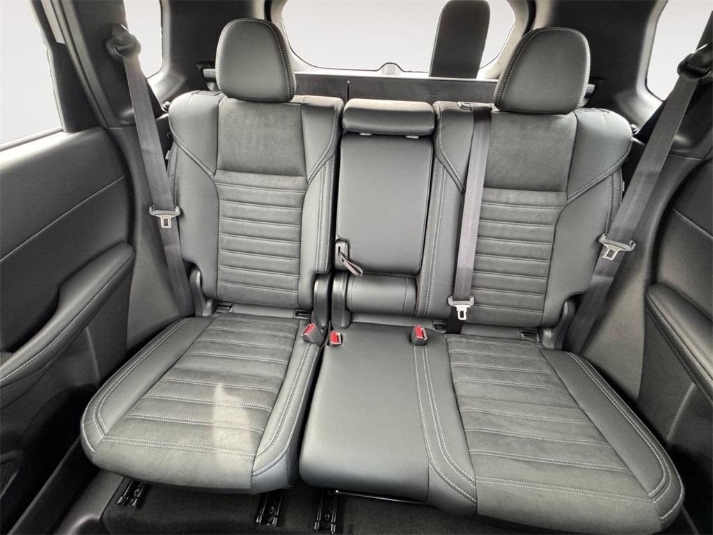 new 2025 Mitsubishi Outlander car, priced at $32,999