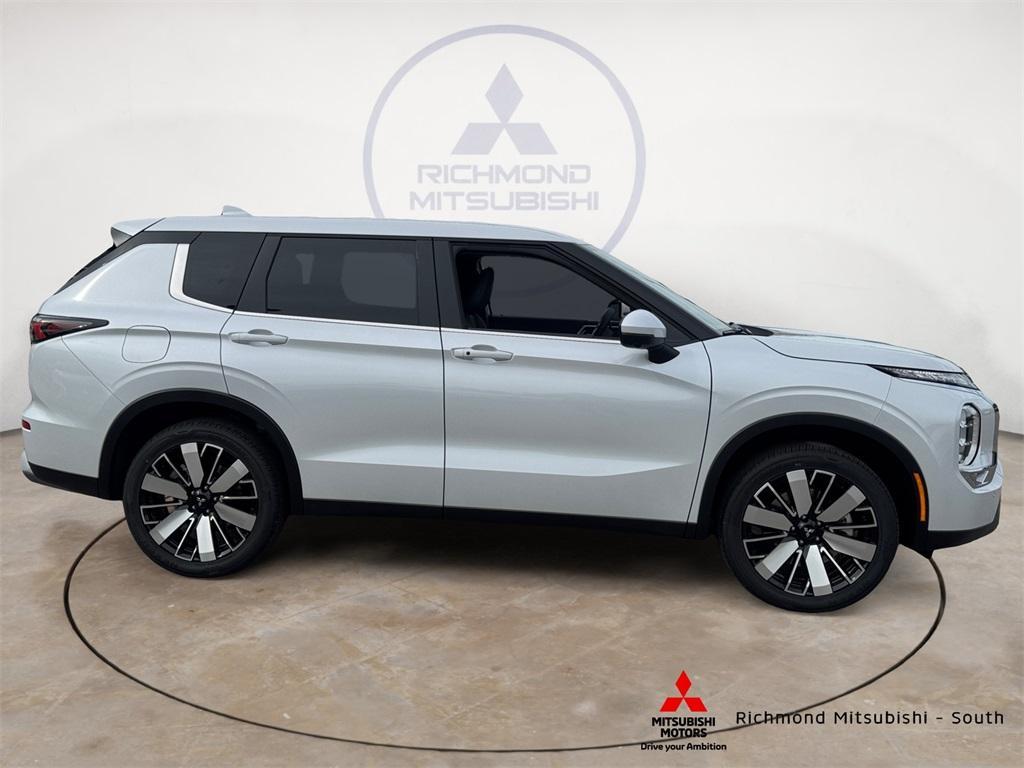 new 2025 Mitsubishi Outlander car, priced at $32,999